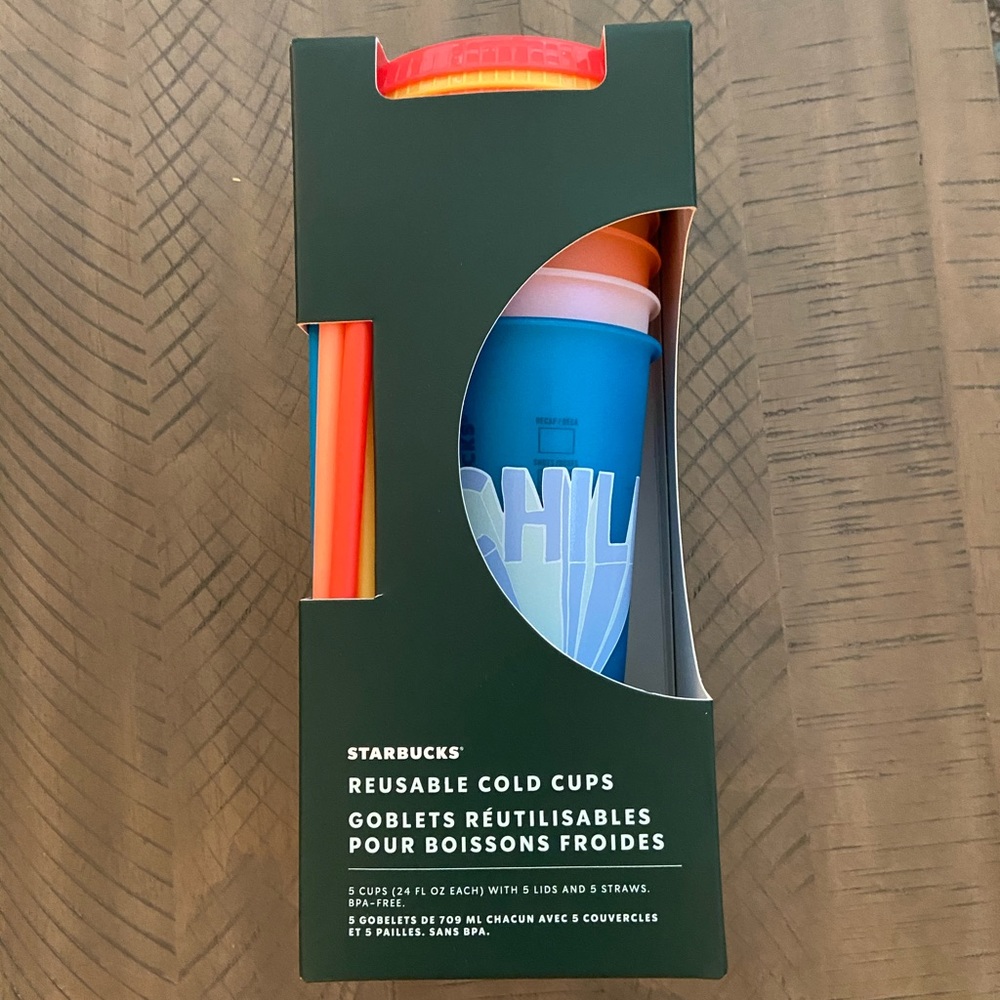 😍NWT Starbucks set of 5 reusable cold cups😍